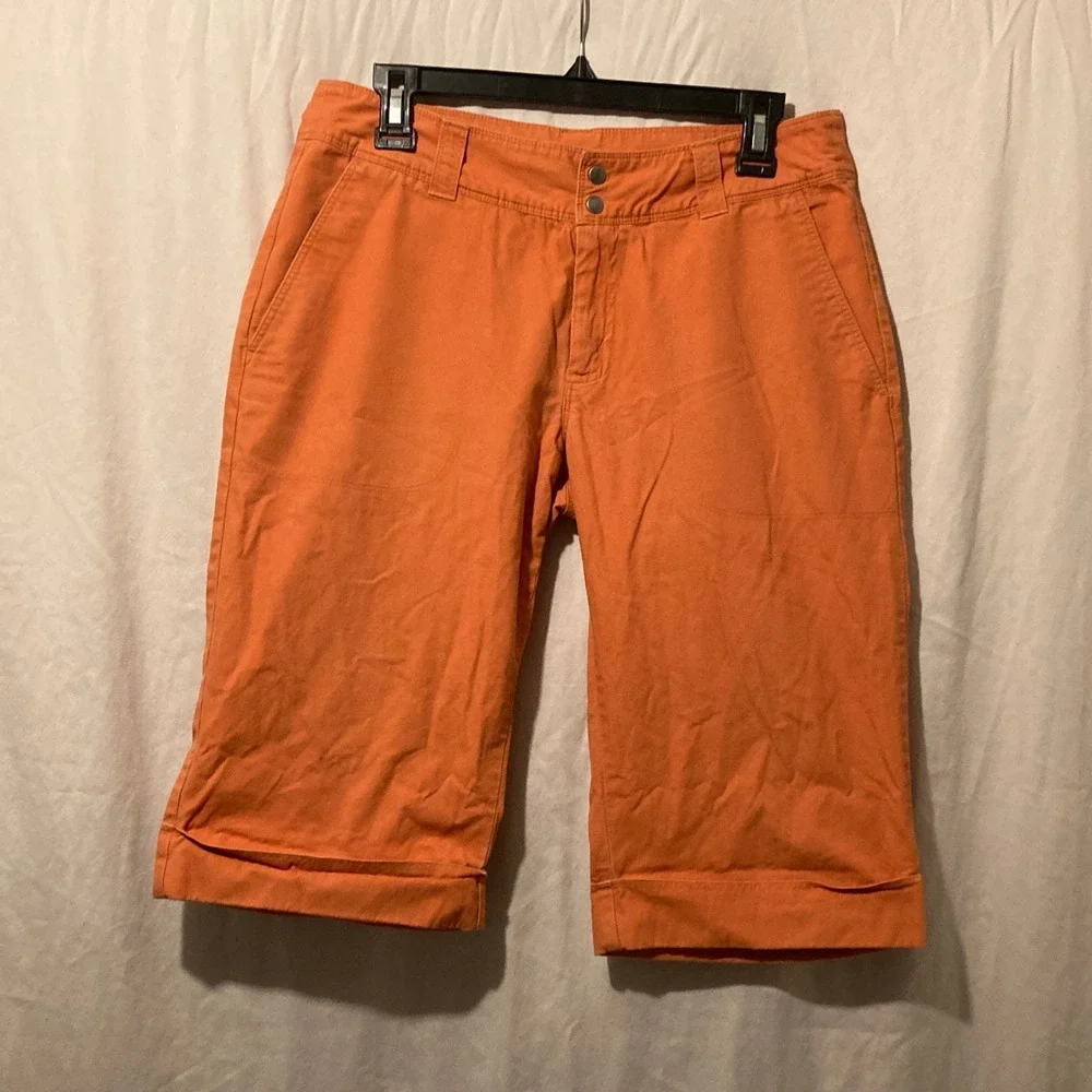Patagonia Womens Orange Organic Cotton Capri Shorts Size 6 Cuffed